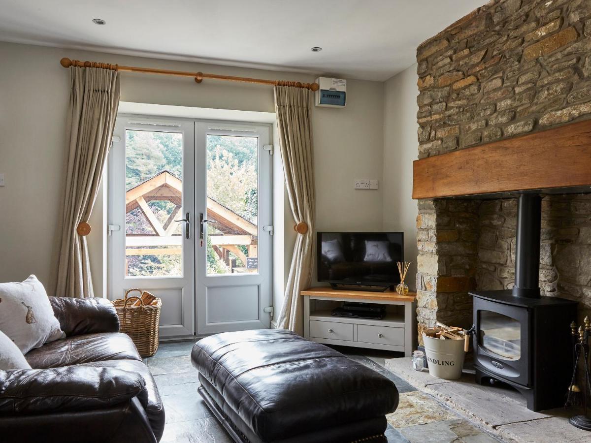 Lilly Cottage Lydney Exterior photo